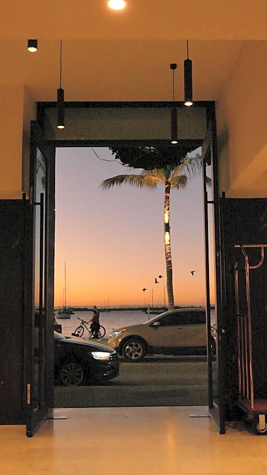 Seven Crown La Paz Malecon