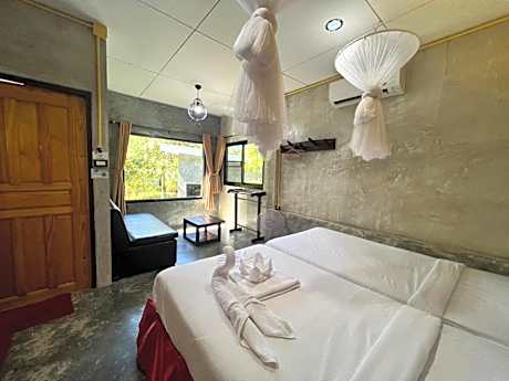 Twin Room with Garden View