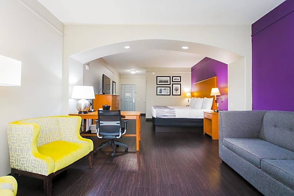 Palacio Royale Inn Signature Katy