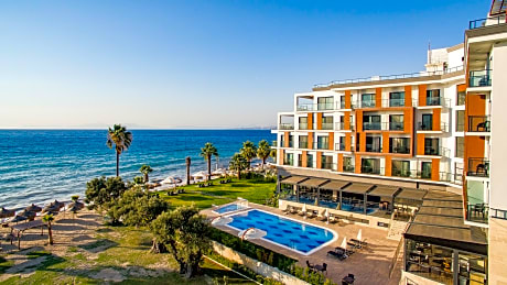 Maia Luxury Beach Hotel
