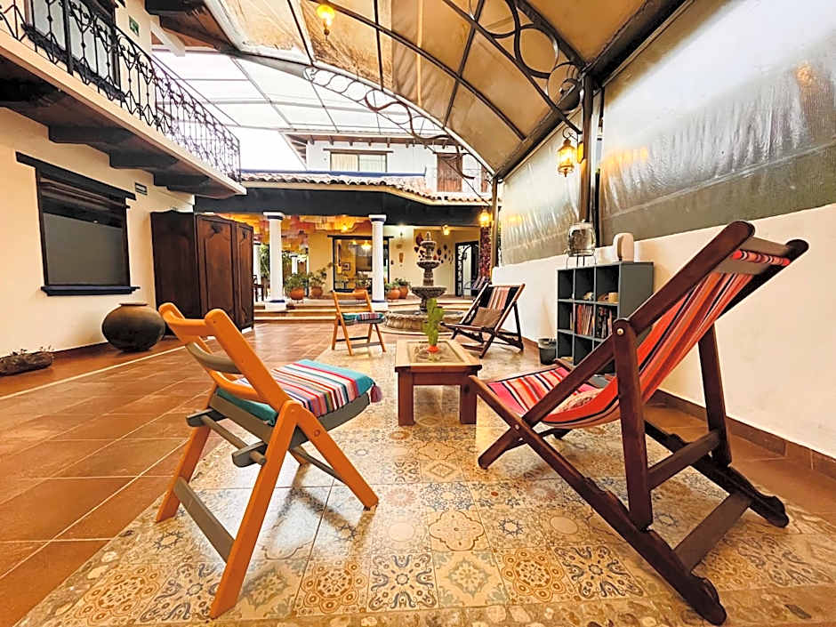 Hotel Ocho Barrios