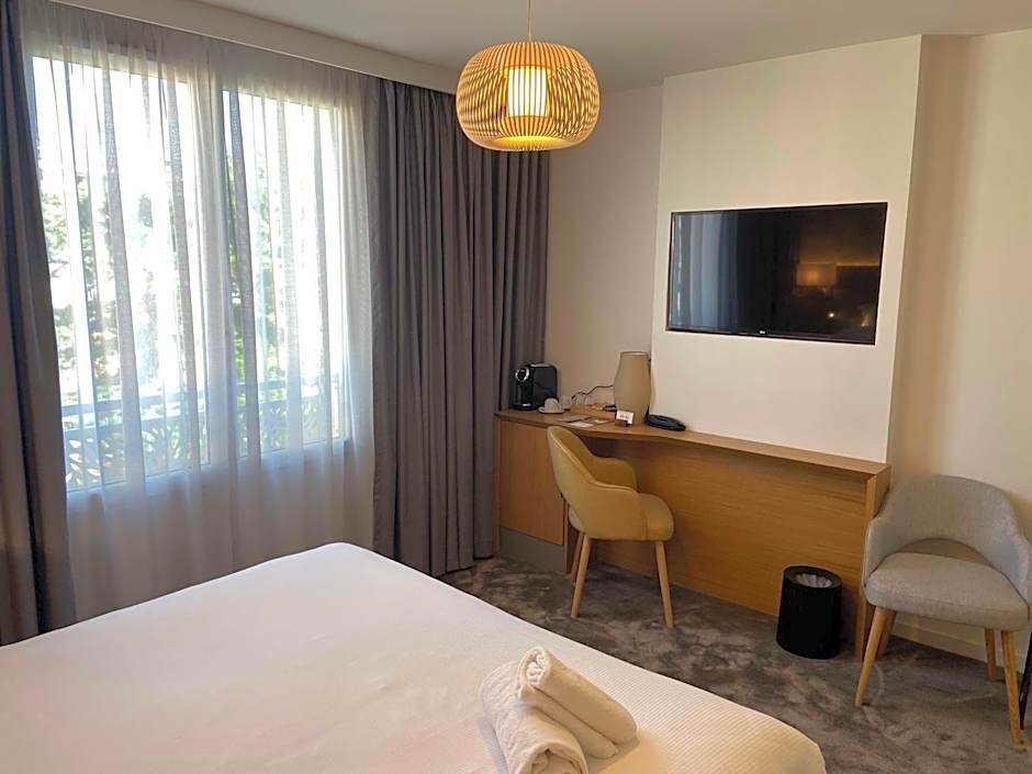 Brit Hotel Paris Orly Rungis