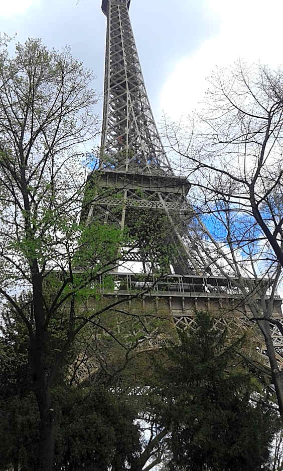 Le Nouvel Hotel Du Theatre