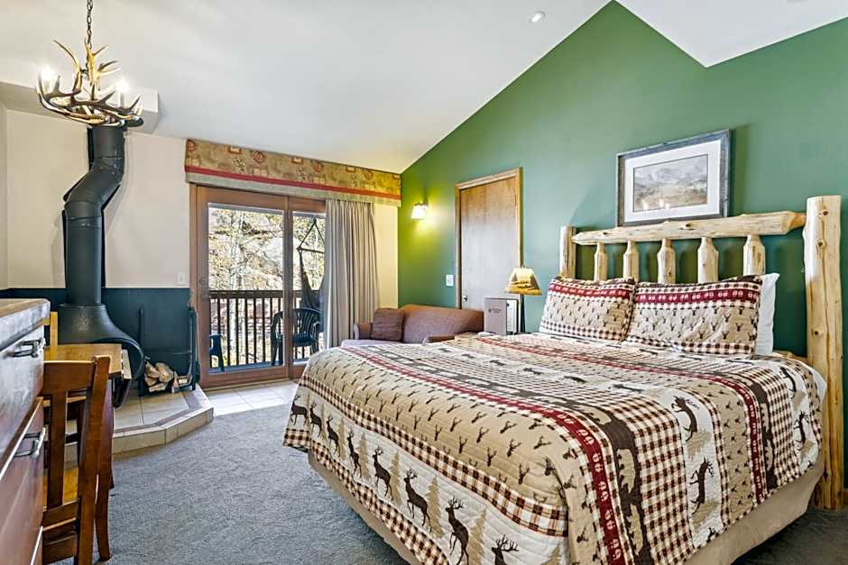 Ponderosa Lodge