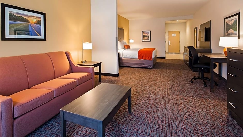 Best Western Plus Elizabethtown Inn & Suites