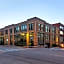 1480Sq ft 2BR 2BA LOFT Downtown KC Historic Build
