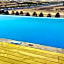 Carnelian Muscat - Airport Hotel