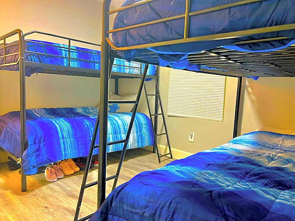 STOP Inn STAY HOSTEL