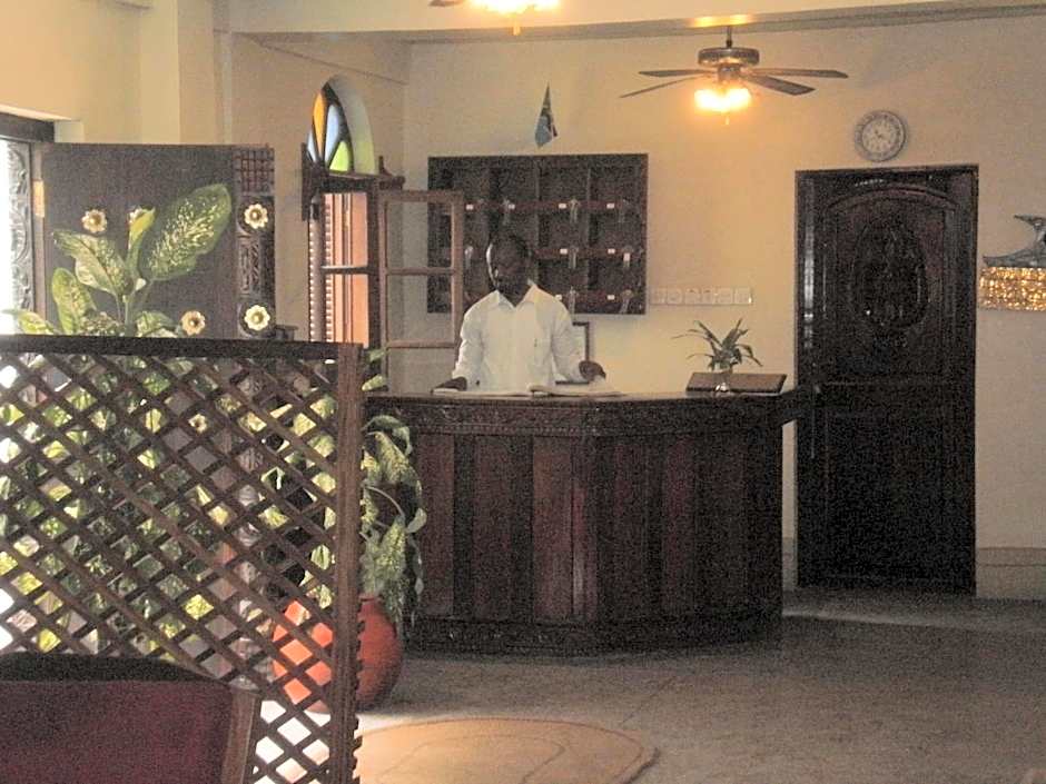 Asmini Palace Hotel