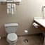 Country Inn & Suites by Radisson, Waterloo, IA
