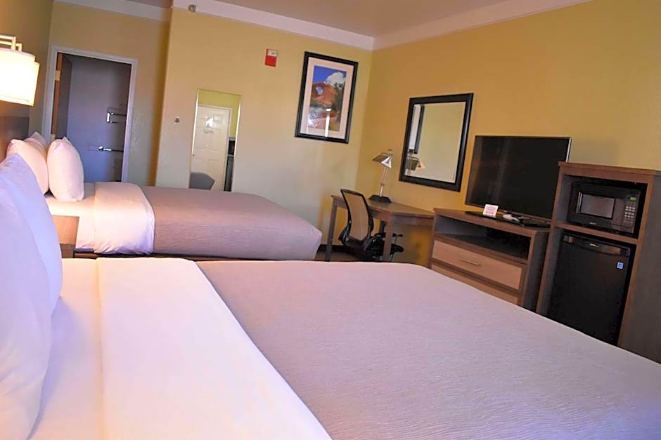 Quality Inn & Suites Gallup I-40 Exit 20