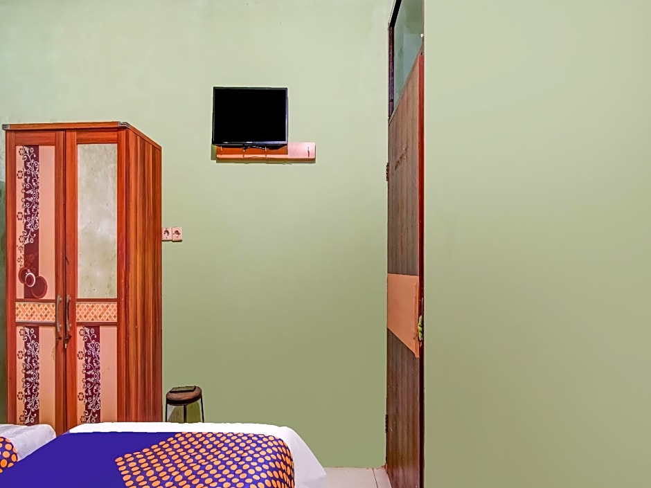 Hotel O Nayla Homestay Syariah Near Koro Koro Panam, Karaoke, Pool, & Cafe