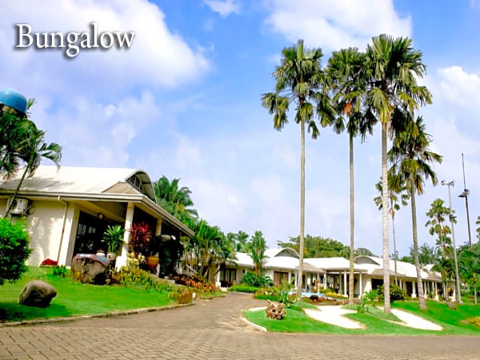 Bungalow Modern Golf & Country Club