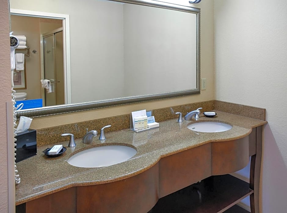 Hampton Inn By Hilton & Suites Youngstown-Canfield, Oh