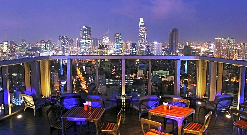 Pullman Saigon Centre Hotel