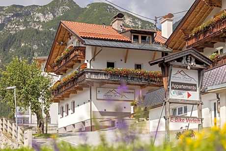 Alpen Gasthof Apartments Hohe Burg