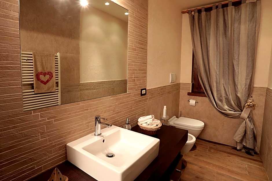 I Lari Castel Del Monte