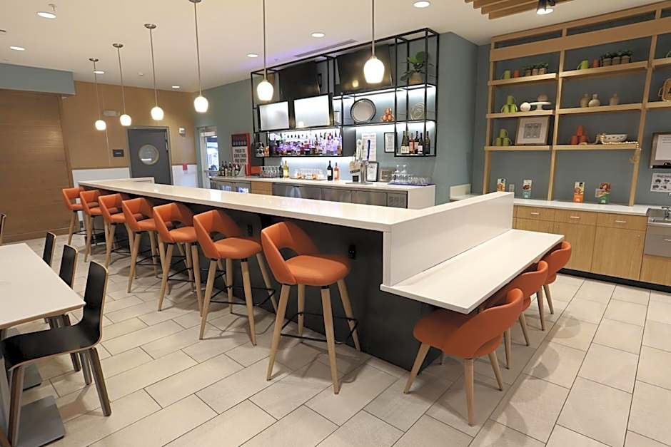 Holiday Inn Hotel and Suites Hopkinsville - Convention Ctr By IHG