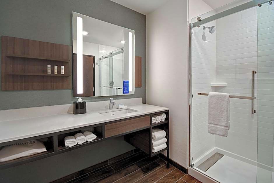 Hilton Garden Inn Kalamazoo Downtown