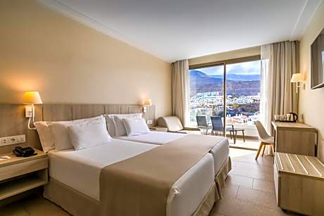 Double or Twin Room with Spa Access