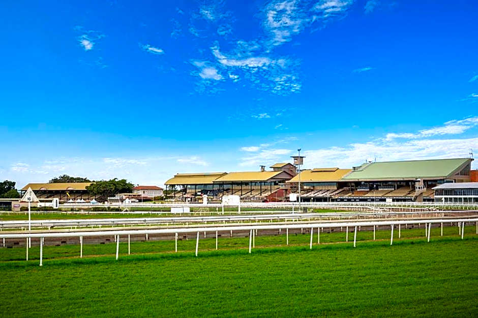 Quest Ascot Serviced Apartment