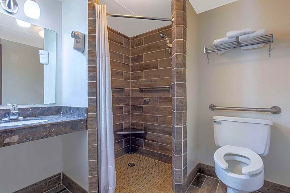 Days Inn by Wyndham Fond du Lac