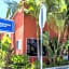 Rodeway Inn near Venice Beach