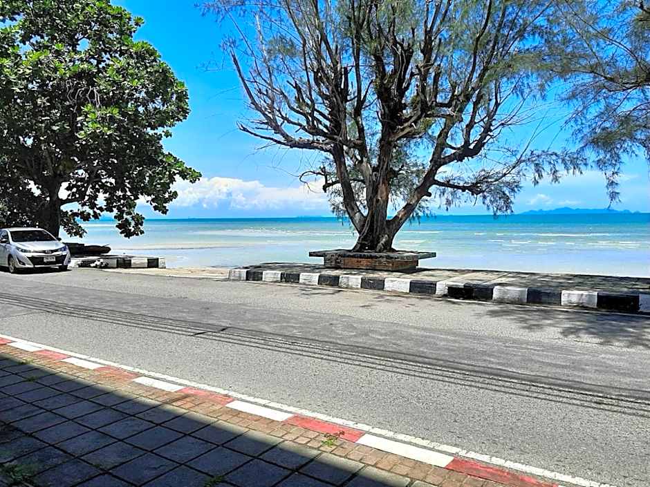 Seaside Palace Hotel