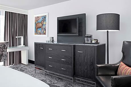 Room 1 Queen Bed NON-REFUNDABLE