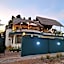 Hill View Garden Hotel