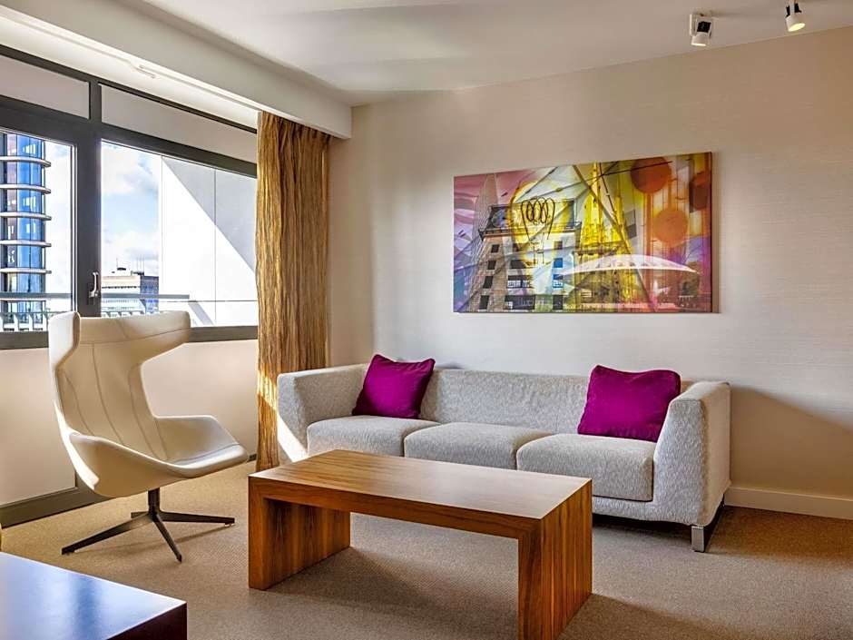 Photo 1 of 6 of Executive 1 King Bed Suite