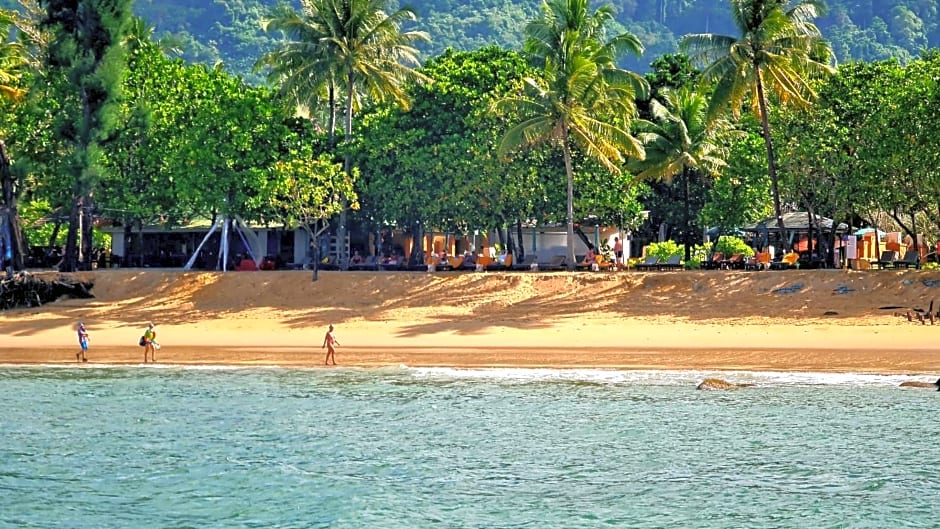 Baan Khaolak Beach Resort 