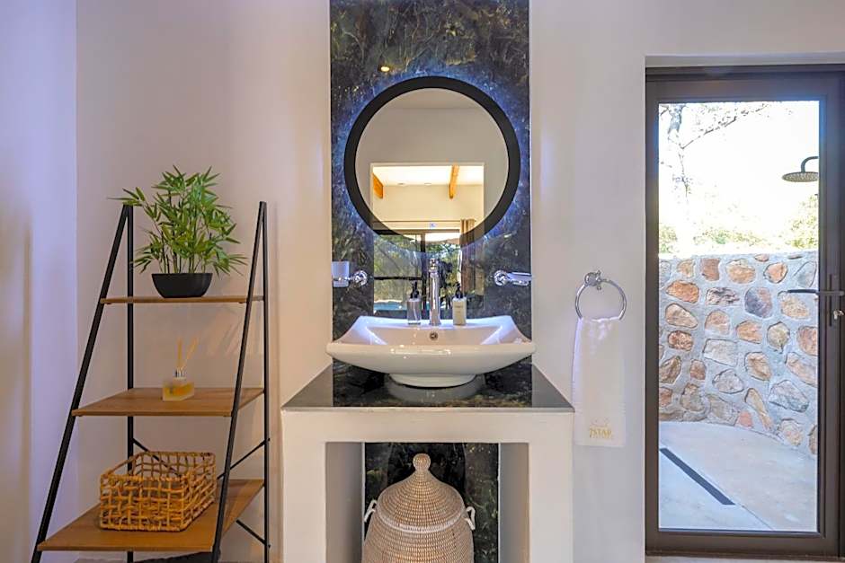 Oase by 7 Star Lodges - Greater Kruger Private 530ha Reserve