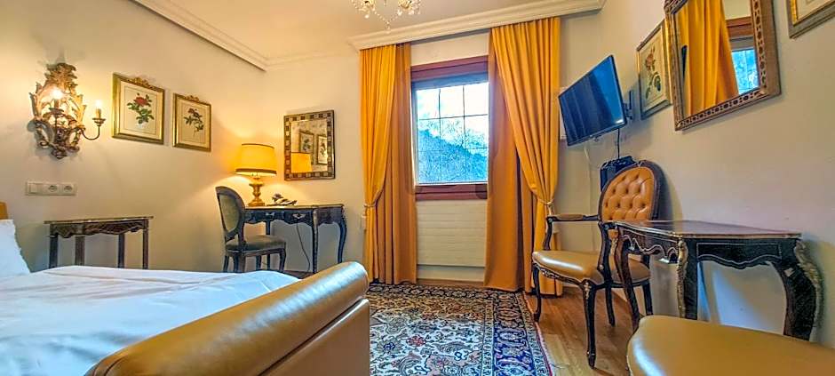 Schloss Hotel Fernsteinsee