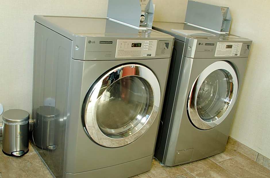 Cobblestone Inn & Suites - Soda Springs