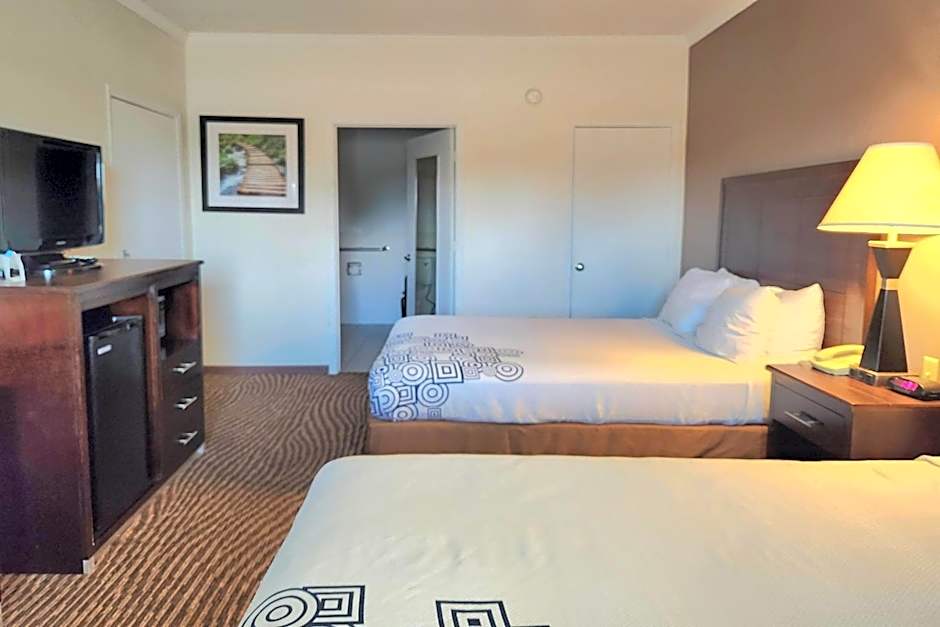 Days Inn by Wyndham Navasota