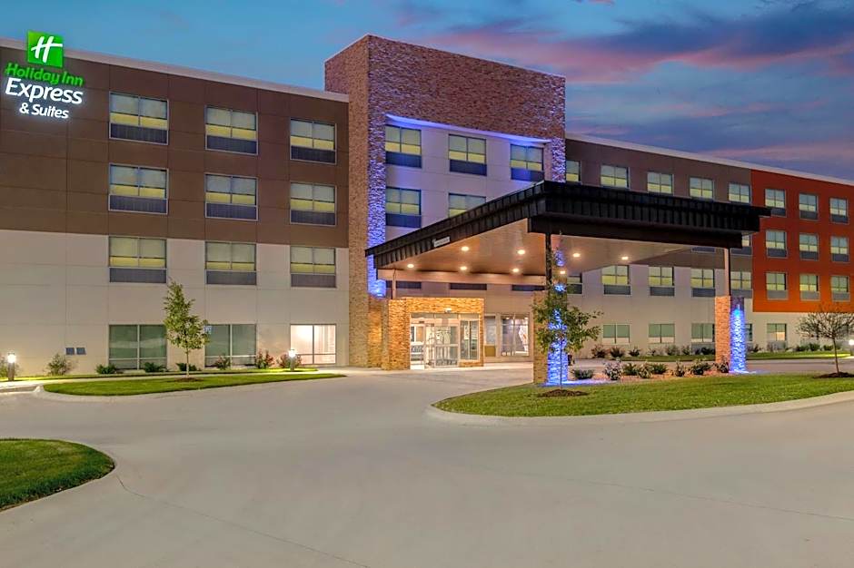 Holiday Inn Express & Suites Alton St Louis Area By IHG