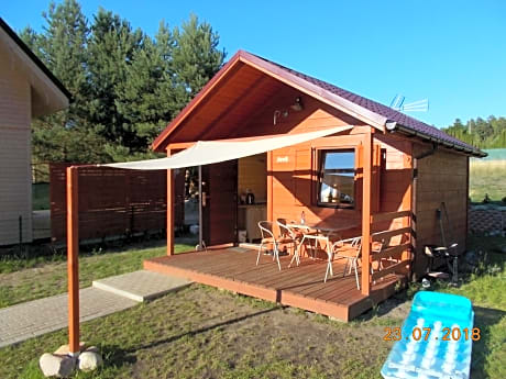 Niewygodny Domek z w¿asnym podwórkiem