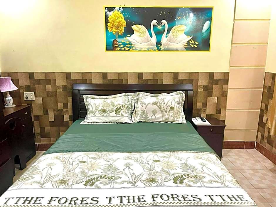 Photo 1 of 4 of Double Room