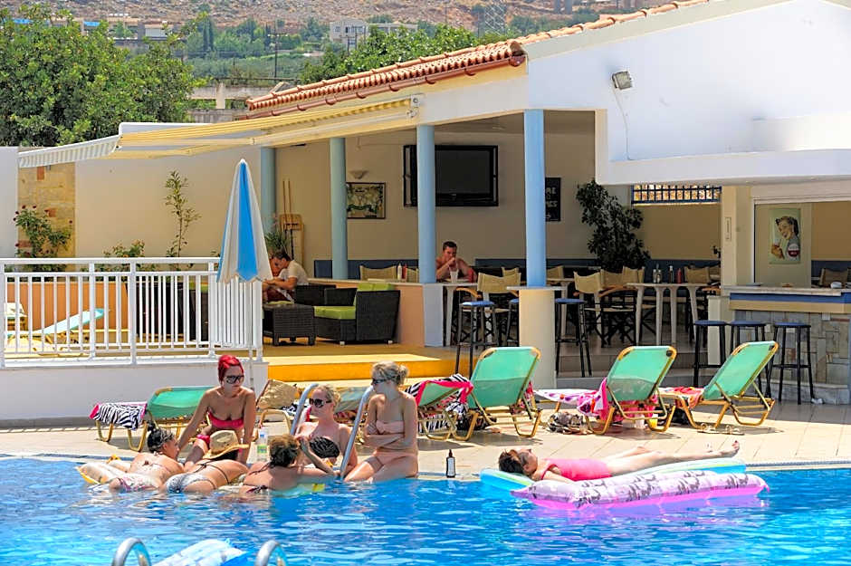 Melissa Apartments, Studios & Suites