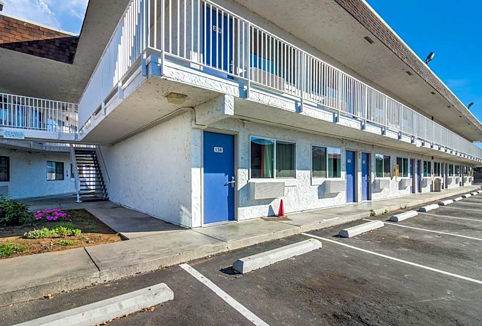 Motel 6-Moses Lake, WA