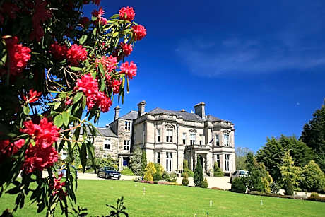 Tre-Ysgawen Hall & Spa