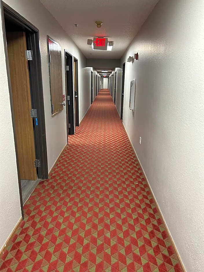 Super 8 by Wyndham Blair