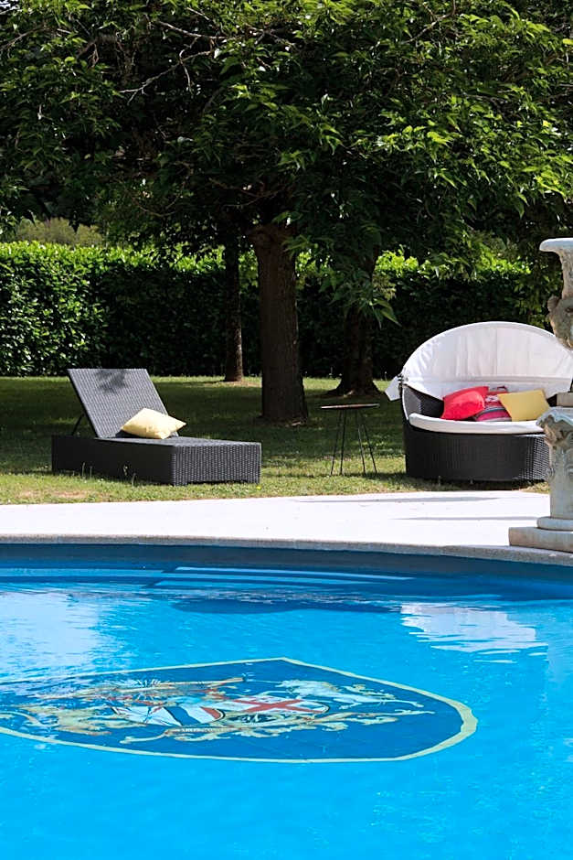 Chateau De Beauvois - Younan Collection