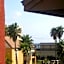 Charming SPI family condo - walking distance to the beach, Sleeps 6, Third Floor, 2026 Traveler Award
