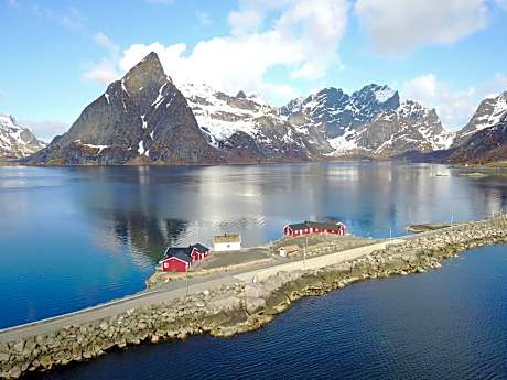 Toppøy Rorbuer