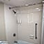 Days Inn and Suites by Wyndham Hammond, IN
