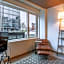 The Envoy Hotel, Autograph Collection by Marriott