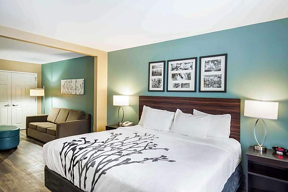 Sleep Inn & Suites Dunmore