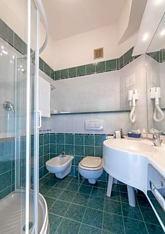 Economy Double or Twin Room